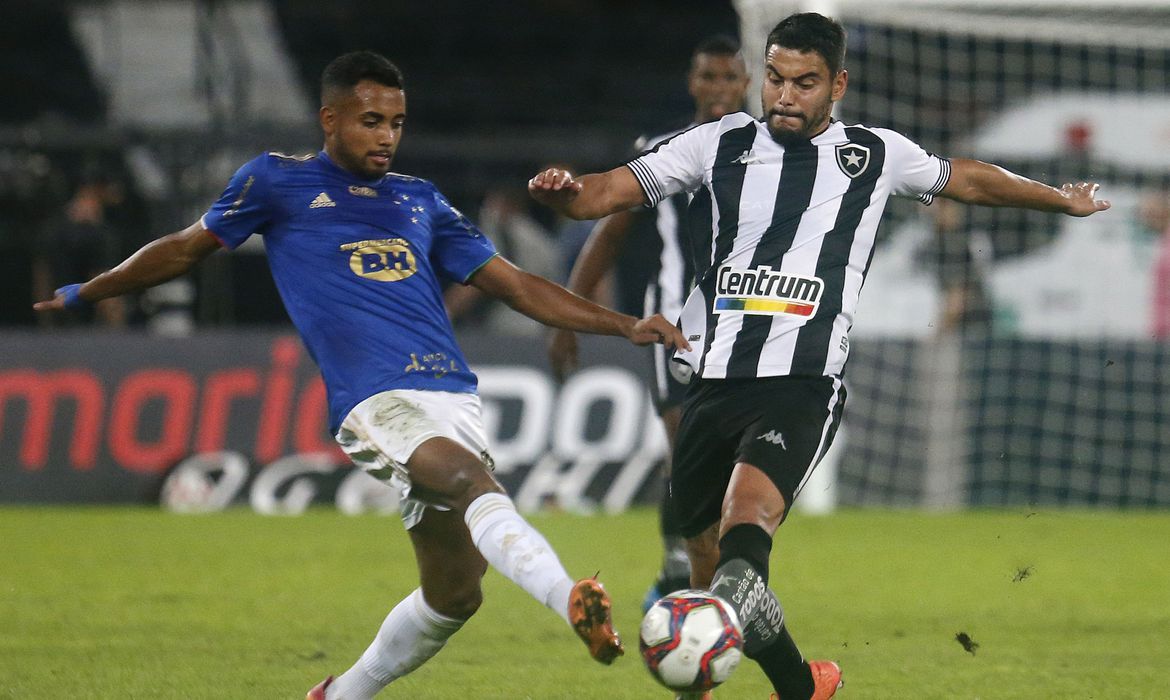  Botafogo é o 10º colocado, três posições à frente do Cruzeiro, que tem 11 pontos