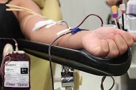 Para doar sangue, basta estar bem de saúde e ter entre 16 e 60 anos de idade 