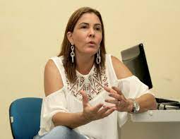 Christiane Miranda Cordeiro foi a candidata mais votada ao cargo de prefeito de Carapebus (RJ) no pleito de 2020
