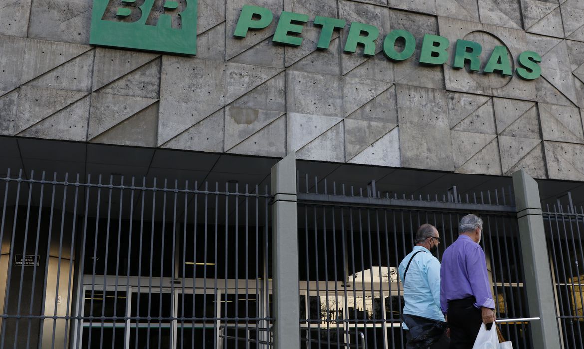 Segundo a Petrobras, esta será a maior plataforma em operação no Brasil em termos de complexidade