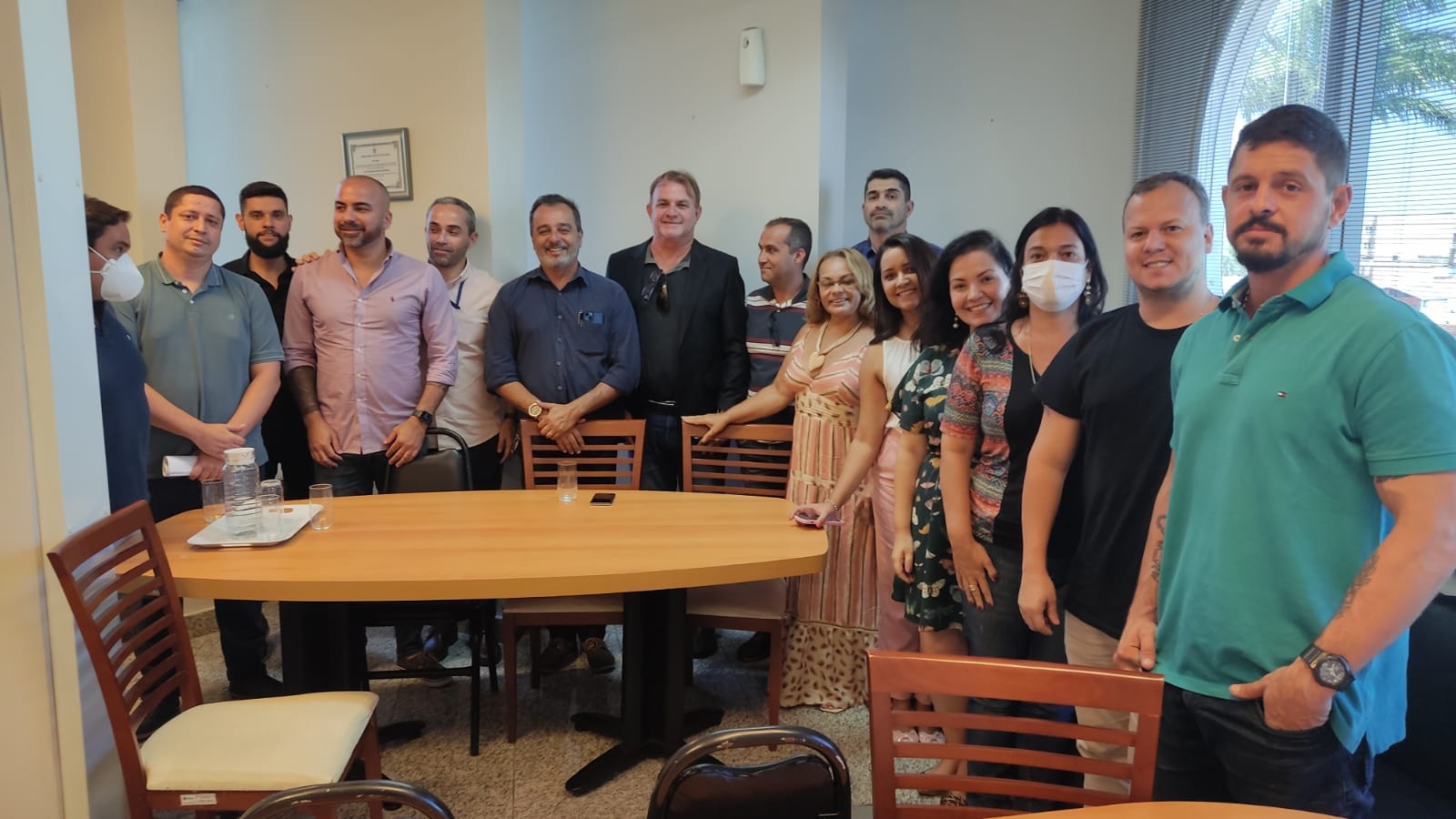 O grupo formado por secretários municipais e técnicos da Prefeitura de São Pedro da Aldeia