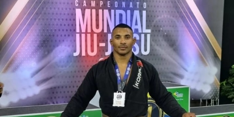  Deivis Rodrigues da Silva assegurando a medalha de prata
