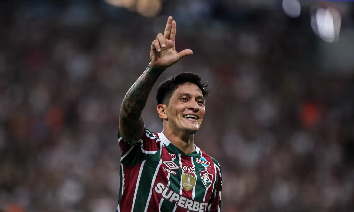Fluminense contou com o faro de gol do argentino Germán Cano e com uma boa atuação de Marquinhos para derrotar o Colo-Colo por 2 a 1