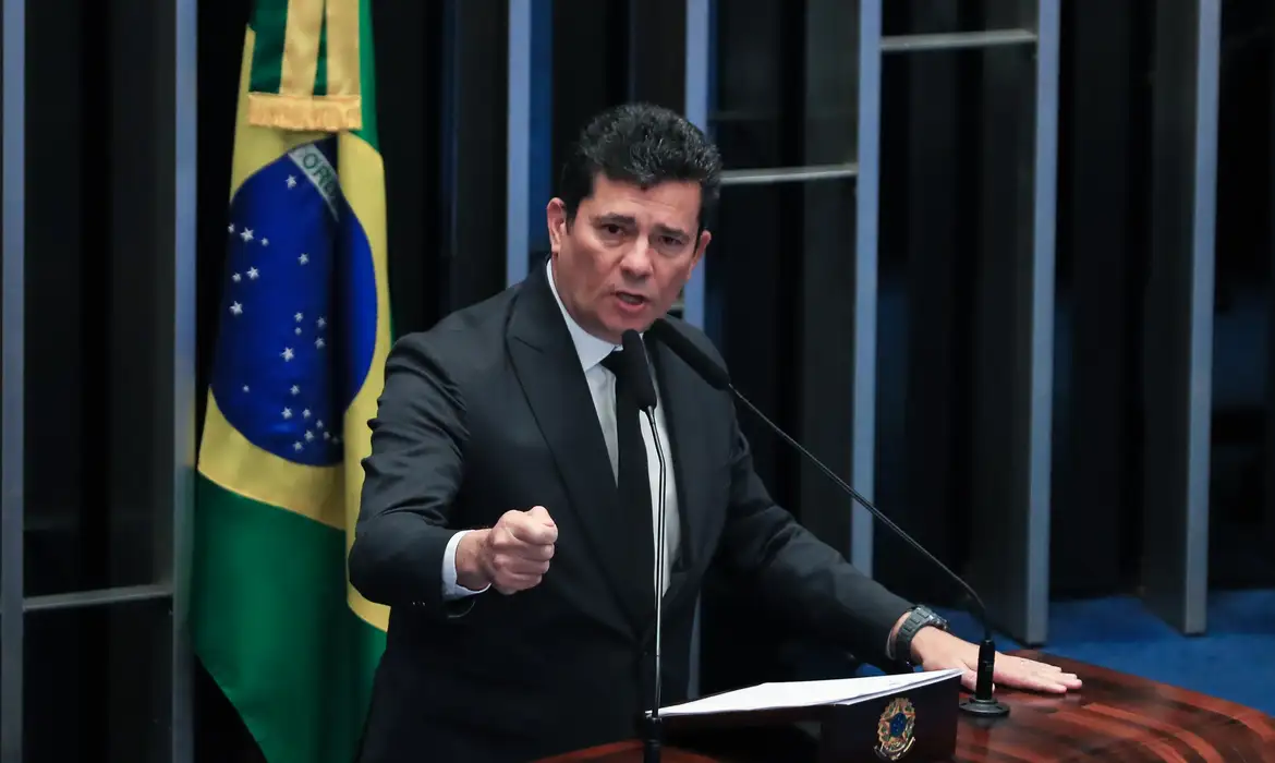 Plenário começou a analisar recursos contra decisão do TRE do Paraná