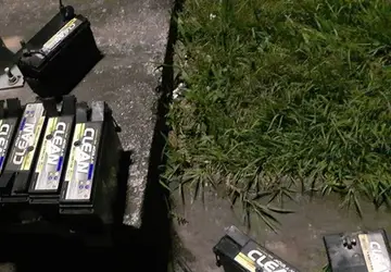 Os policiais recuperaram 16 baterias de uma subestação de empresa de telefonia em Casimiro de Abreu 