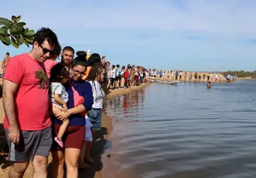 Aproximadamente 300 pessoas participaram das ações na Lagoa de Imboassica