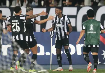 Triunfo deixa o Glorioso perto da fase de grupos da Libertadores