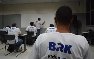 BRK Qualifica forma primeira turma de bombeiros e bombeiras hidráulicos em Macaé