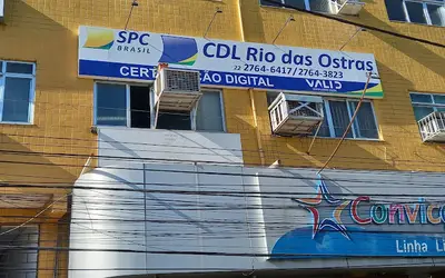 CDL de Rio das Ostras Realiza Evento Empresarial com Palestras e Homenagens