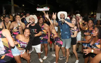 Prefeita classifica carnaval um evento que valoriza a cultura e o turismo do município
